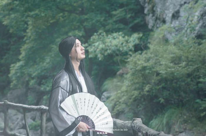 逃出诡异庄园